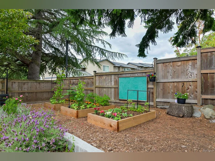 632 Cairndale Road, Colwood, BC, V9C 2R2 - 53