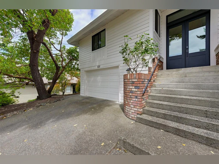 632 Cairndale Road, Colwood, BC, V9C 2R2 - 56