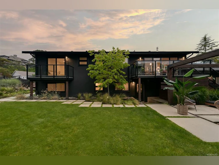 2091 Stonehewer Place, Oak Bay, BC, V8S 2Z8 - 51