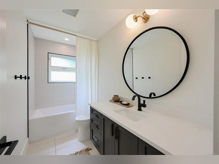 2091 Stonehewer Place, Oak Bay, BC, V8S 2Z8 - 39
