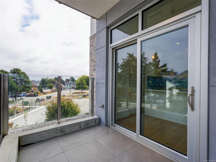 207-916 Lyall Street, Esquimalt, BC, V9A 5E6 - 18