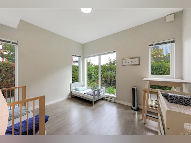 206-767 Tyee Road, Victoria, BC, V9A 0G5 - 27