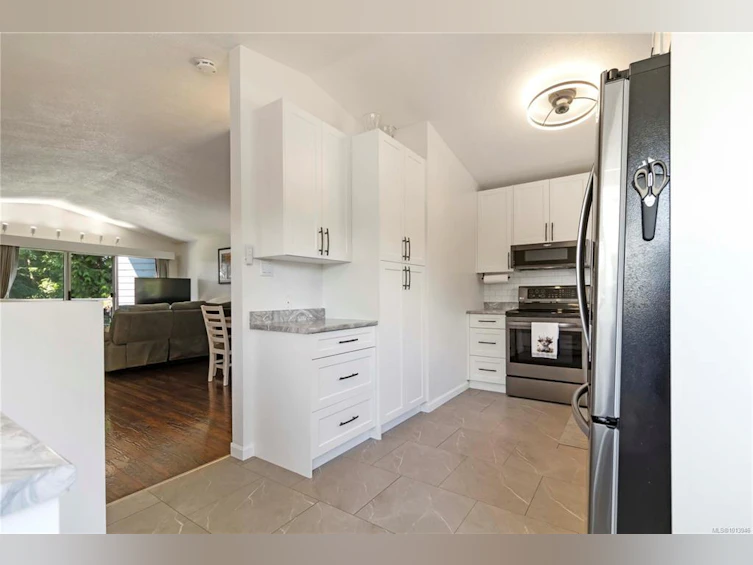 2-6110 Seabroom Road, Sooke, BC, V9Z 0B8 - 5