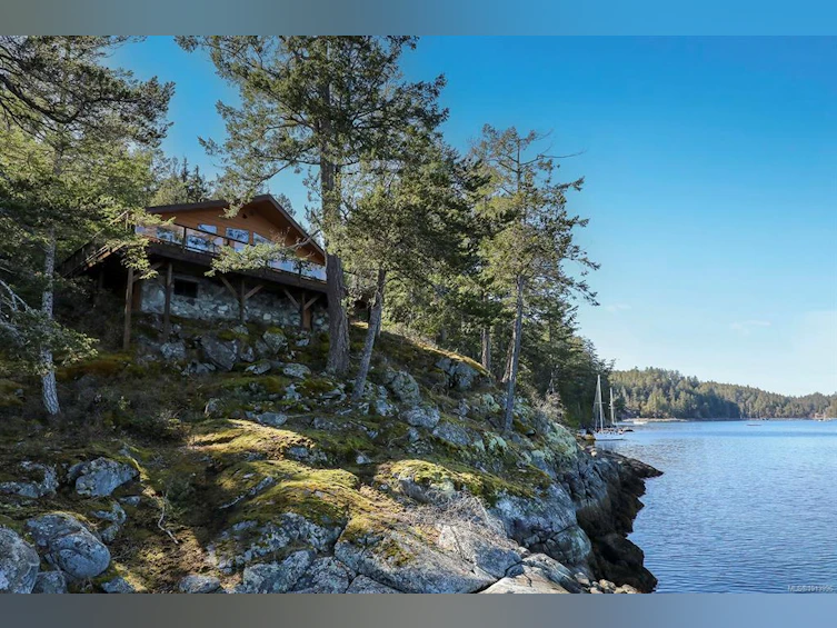 651 Gorge Harbour, Cortes Island, BC, V0P 1Z0 - 5