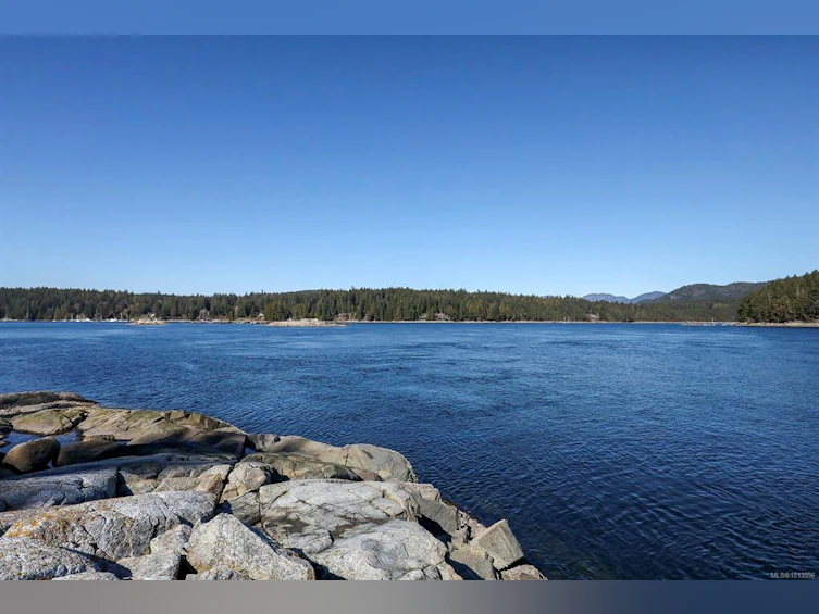 651 Gorge Harbour, Cortes Island, BC, V0P 1Z0 - 33