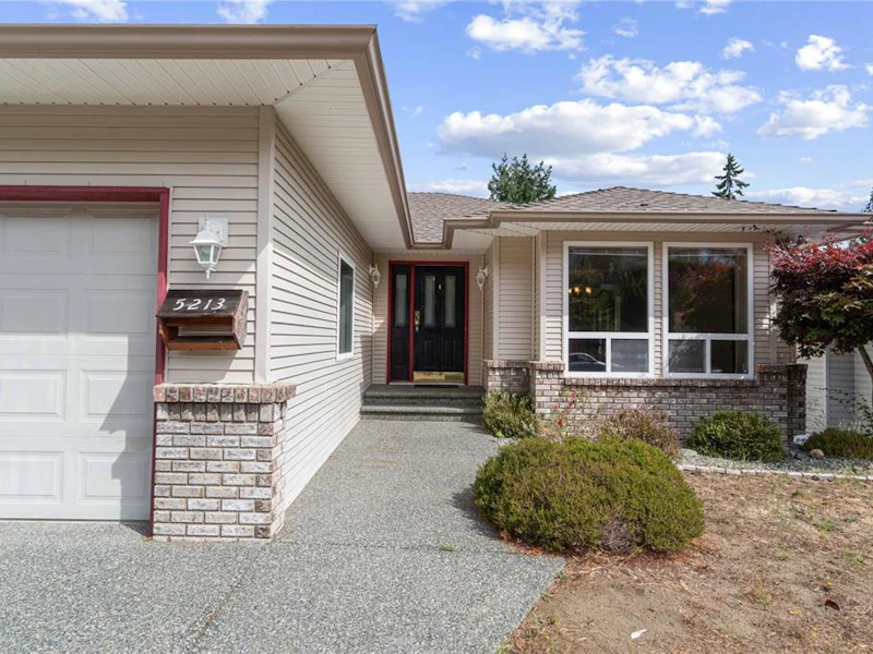 5213 Fox Place, Nanaimo BC V9T 6K5