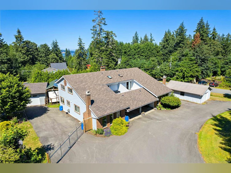 A & B-153 Bald Eagle Crescent, Bowser/Deep Bay, BC, V0R 1G0 - 11