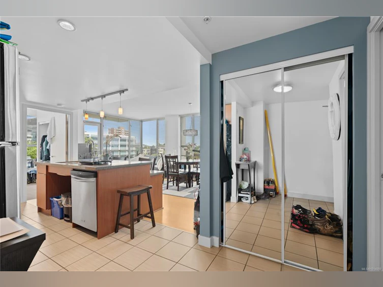606-760 Johnson Street, Victoria, BC, V8W 1N1 - 21
