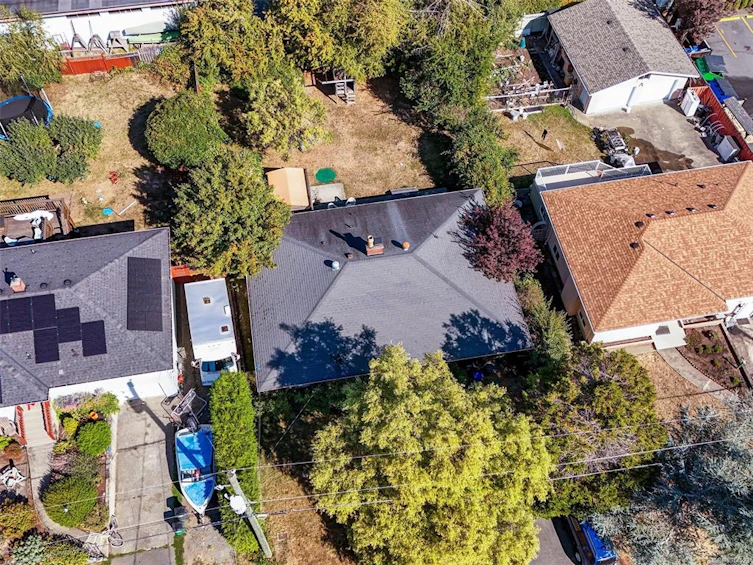 1660 Elm Street, Saanich, BC, V8P 2G4 - 29