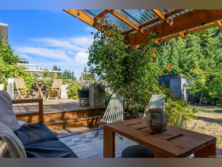 3350 Solport Street, Cumberland, BC, V0R 1S0 - 34