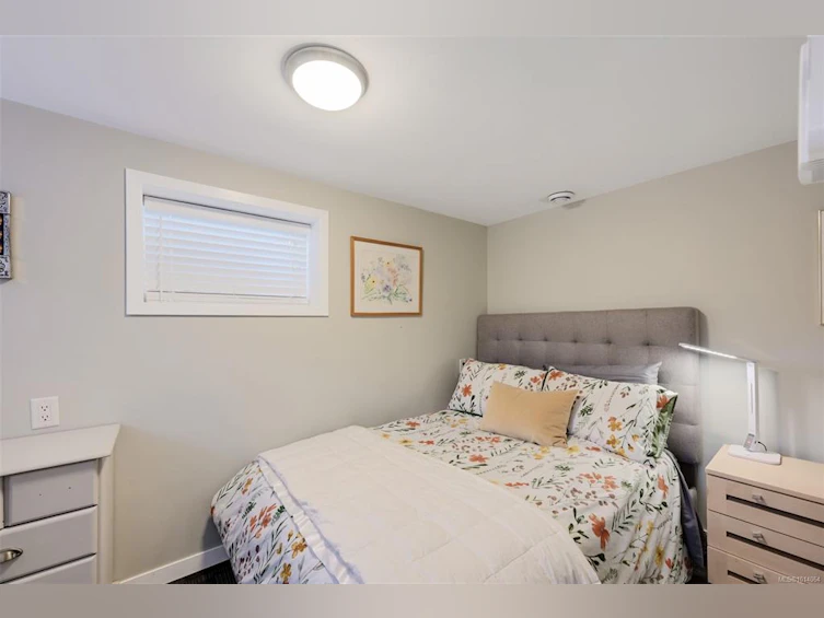 815 Leslie Drive, Saanich, BC, V8X 2Y3 - 38