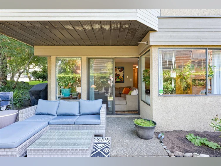 101-3274 Glasgow Avenue, Saanich, BC, V8X 1M2 - 17