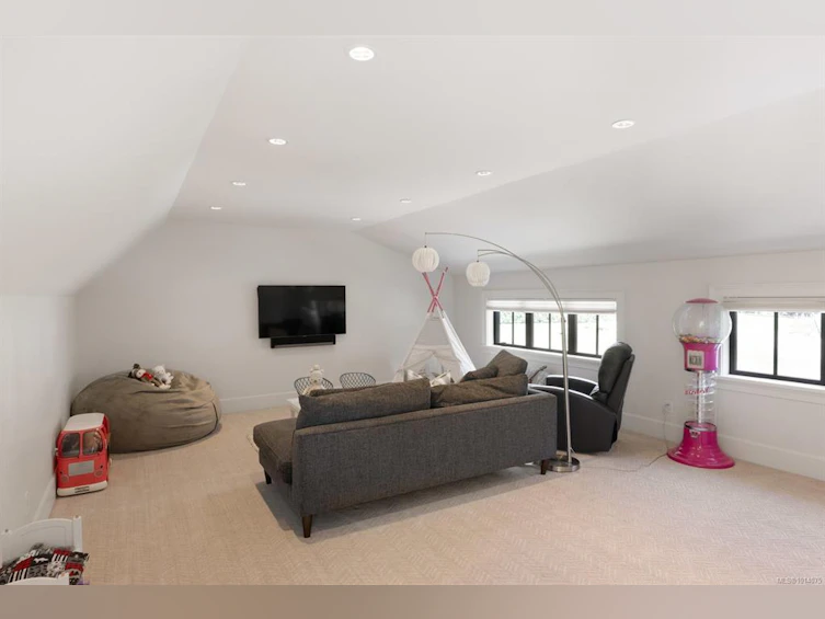 585 Downey Road, North Saanich, BC, V8L 5M6 - 38
