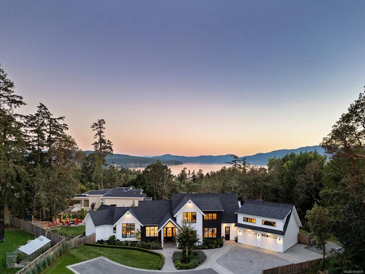 585 Downey Road, North Saanich, BC, V8L 5M6 - 56