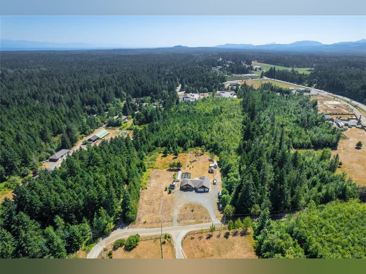 850 Burbank Road, Hilliers, BC, V9K 1Y5 - 69