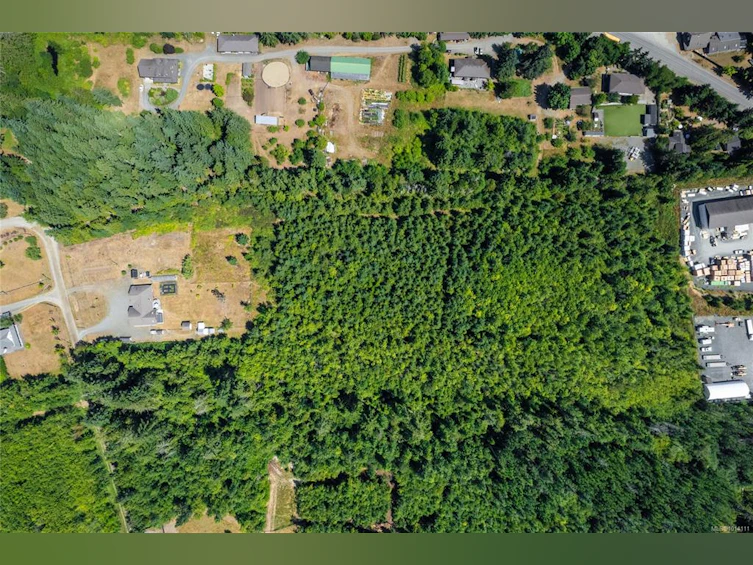 850 Burbank Road, Hilliers, BC, V9K 1Y5 - 73