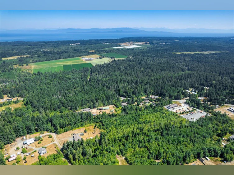 850 Burbank Road, Hilliers, BC, V9K 1Y5 - 76