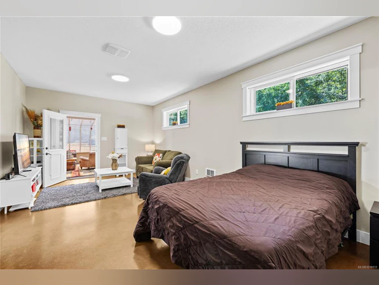 850 Burbank Road, Hilliers, BC, V9K 1Y5 - 41