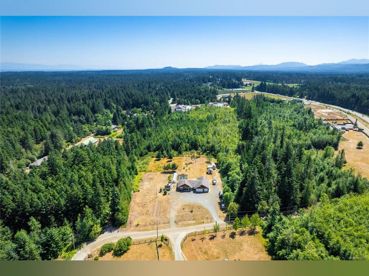 850 Burbank Road, Hilliers, BC, V9K 1Y5 - 91