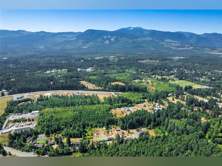 850 Burbank Road, Hilliers, BC, V9K 1Y5 - 85
