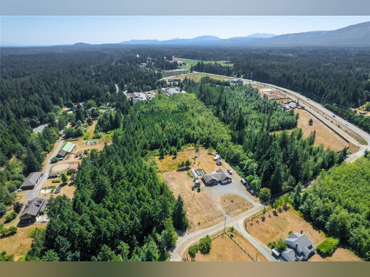 850 Burbank Road, Hilliers, BC, V9K 1Y5 - 70