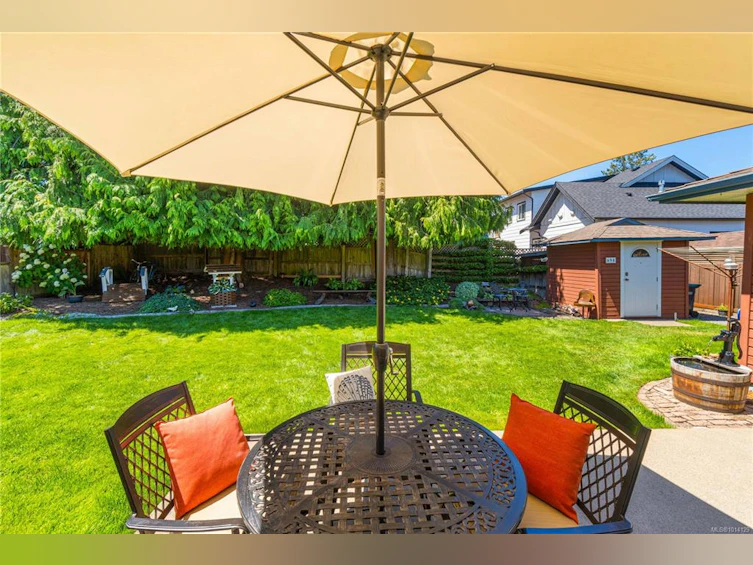 694 Wedgewood Crescent, Parksville, BC, V9P 1B6 - 32