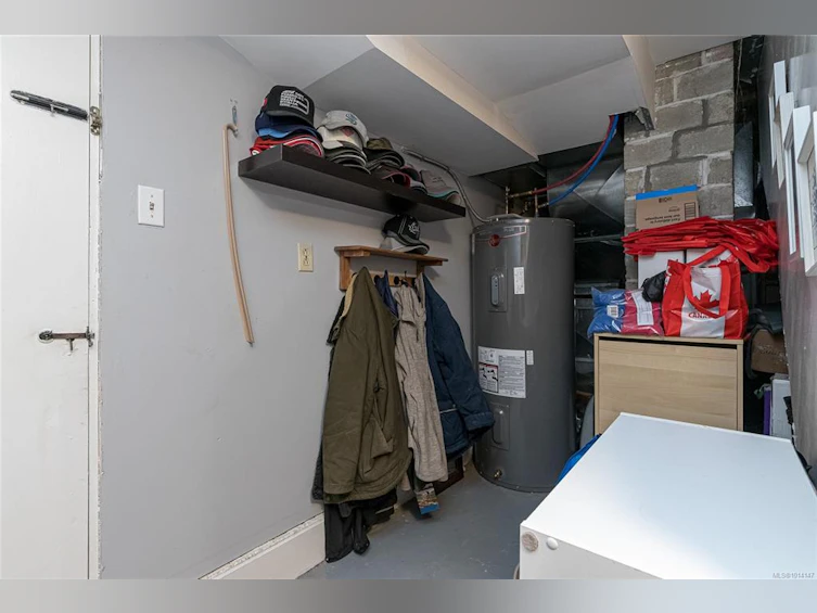 1535 Earle Place, Victoria, BC, V8S 1N3 - 37