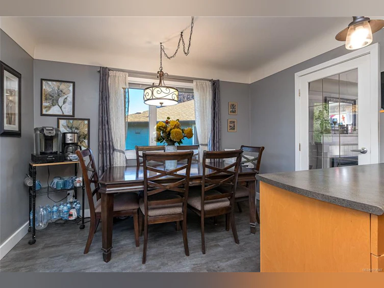1535 Earle Place, Victoria, BC, V8S 1N3 - 18
