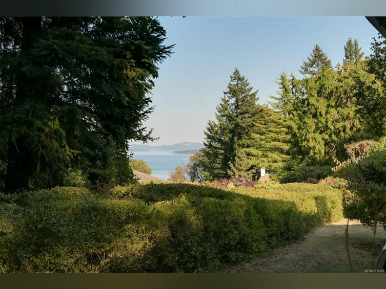 8645 East Saanich Road, North Saanich, BC, V8L 1G9 - 51