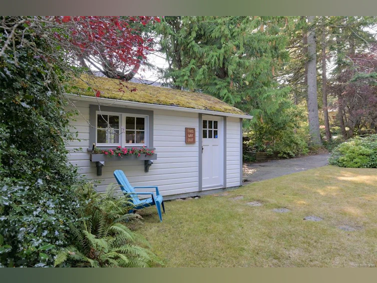 8645 East Saanich Road, North Saanich, BC, V8L 1G9 - 36
