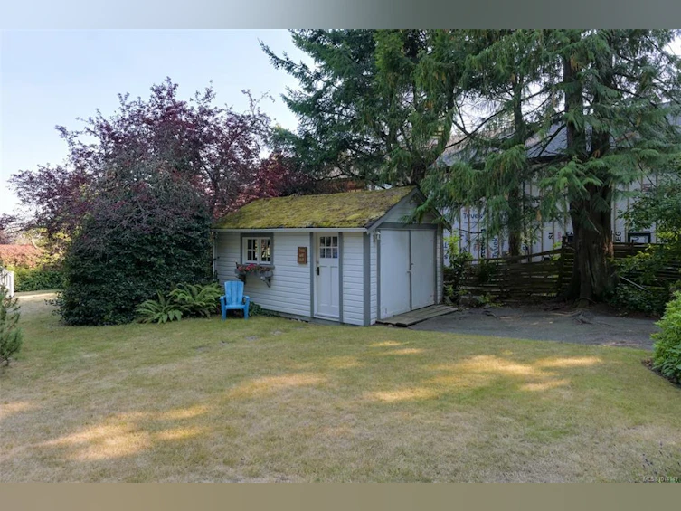 8645 East Saanich Road, North Saanich, BC, V8L 1G9 - 50