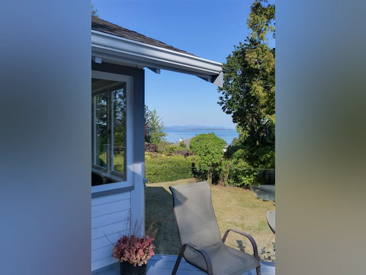 8645 East Saanich Road, North Saanich, BC, V8L 1G9 - 33