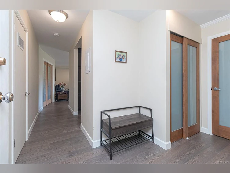 110-1680 Poplar Avenue, Saanich, BC, V8P 4K7 - 7