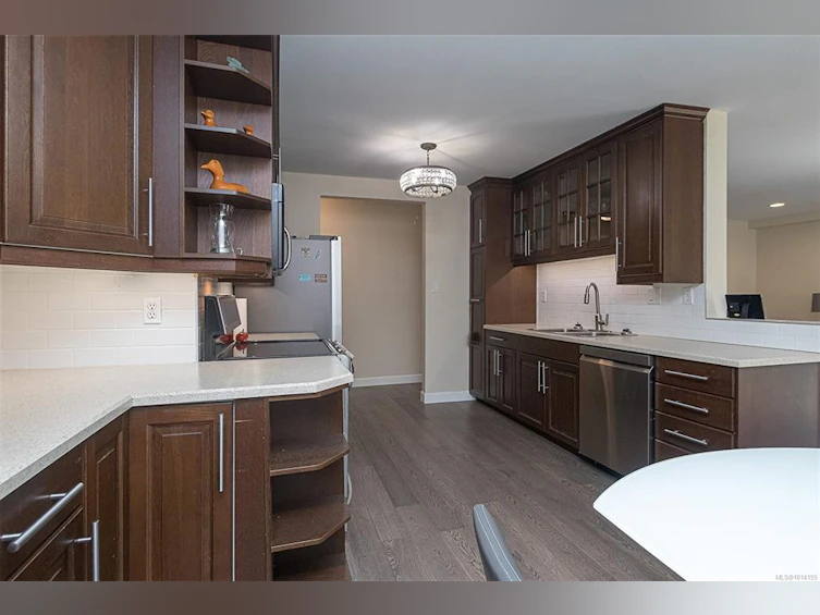 110-1680 Poplar Avenue, Saanich, BC, V8P 4K7 - 21