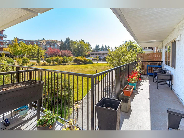 110-1680 Poplar Avenue, Saanich, BC, V8P 4K7 - 35