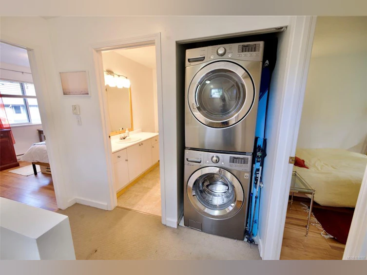 10-595 Gibson Street, Tofino, BC, V0R 2Z0 - 10