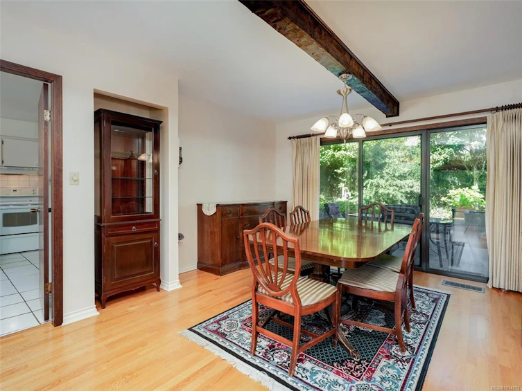 5255 Hanover Place, Saanich, BC, V8Y 2C7 - 3