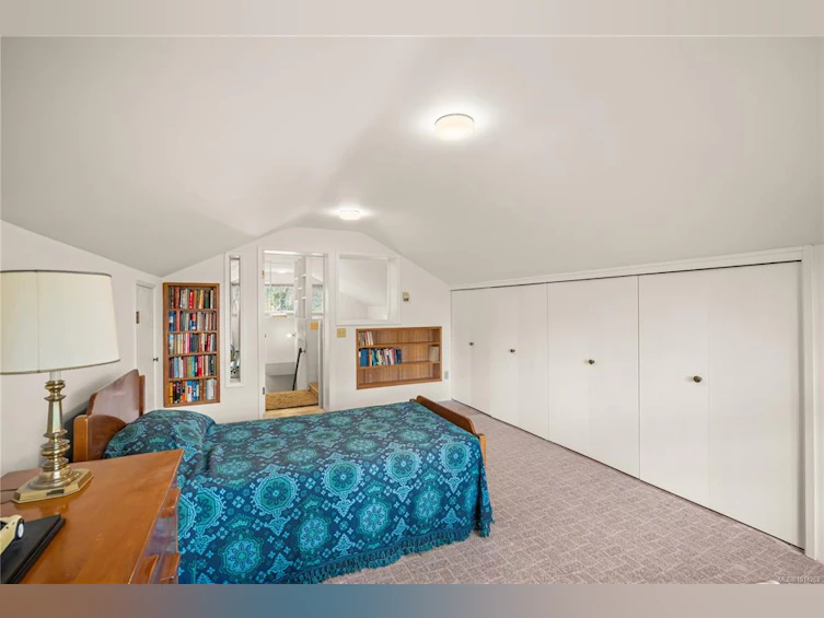 52 Sylvan Lane, Oak Bay, BC, V8S 2K8 - 28