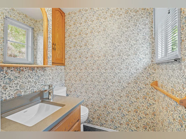 52 Sylvan Lane, Oak Bay, BC, V8S 2K8 - 23