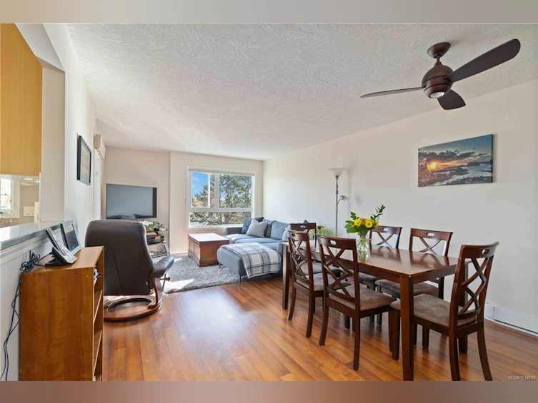 317-2245 James White Boulevard, Sidney, BC, V8L 1Z5 - 4