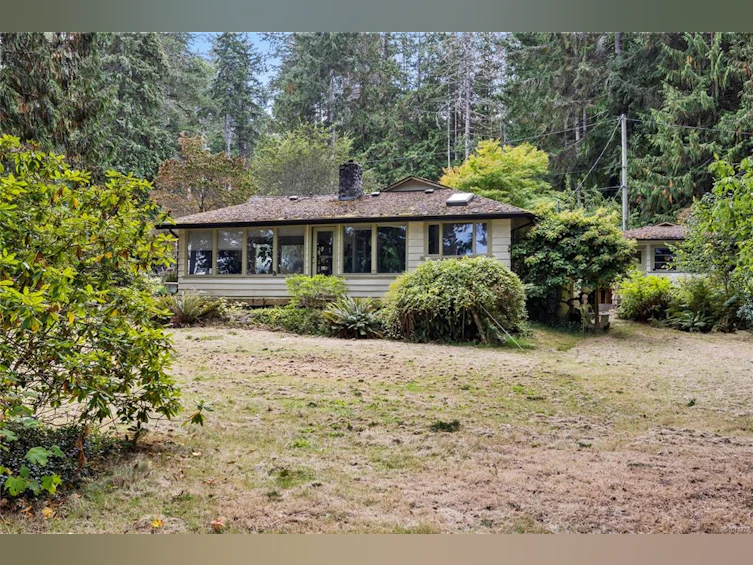 5171 W Island Highway, Qualicum Beach, BC, V9K 1Z1 - 16