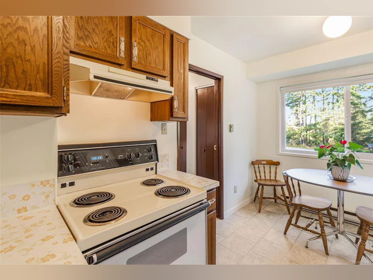 2402 Cross Road, Nanoose, BC, V9P 9E6 - 15