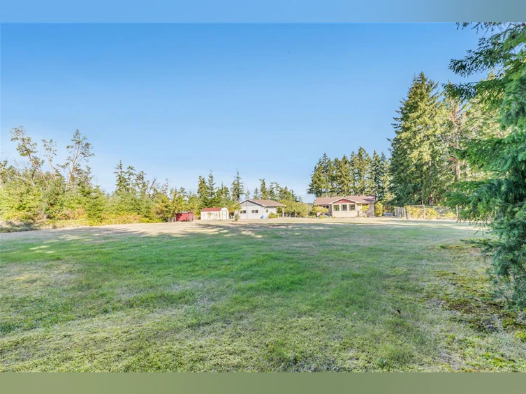 2402 Cross Road, Nanoose, BC, V9P 9E6 - 34