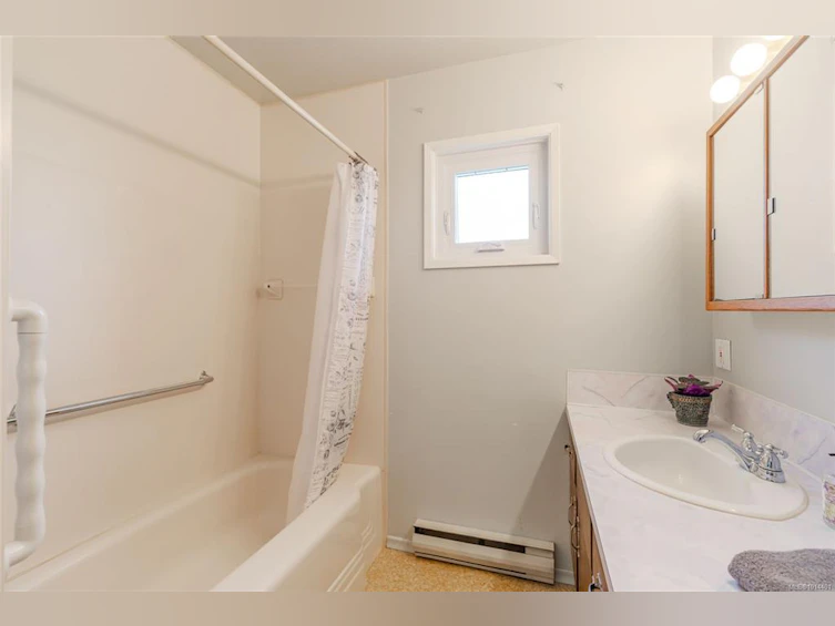 2402 Cross Road, Nanoose, BC, V9P 9E6 - 19