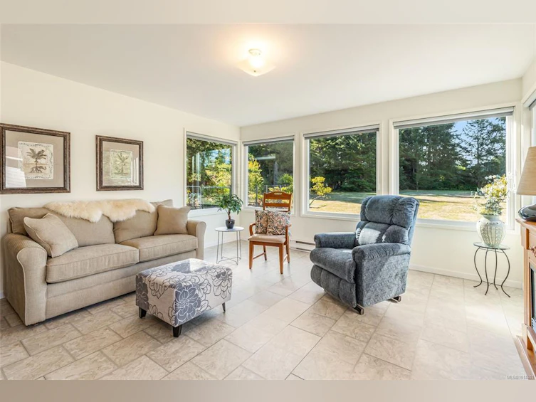 2402 Cross Road, Nanoose, BC, V9P 9E6 - 21
