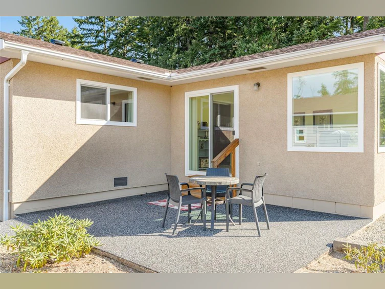 2402 Cross Road, Nanoose, BC, V9P 9E6 - 23