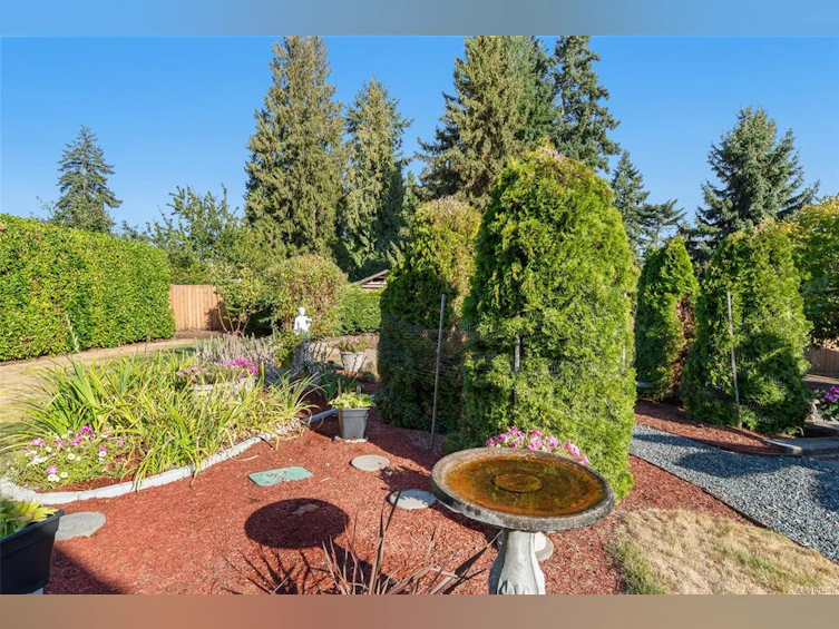 1600 Arbutus Drive, Nanoose, BC, V9P 9C8 - 31