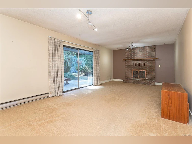 1048 Wood Duck Place, Qualicum Beach, BC, V9K 1E2 - 5
