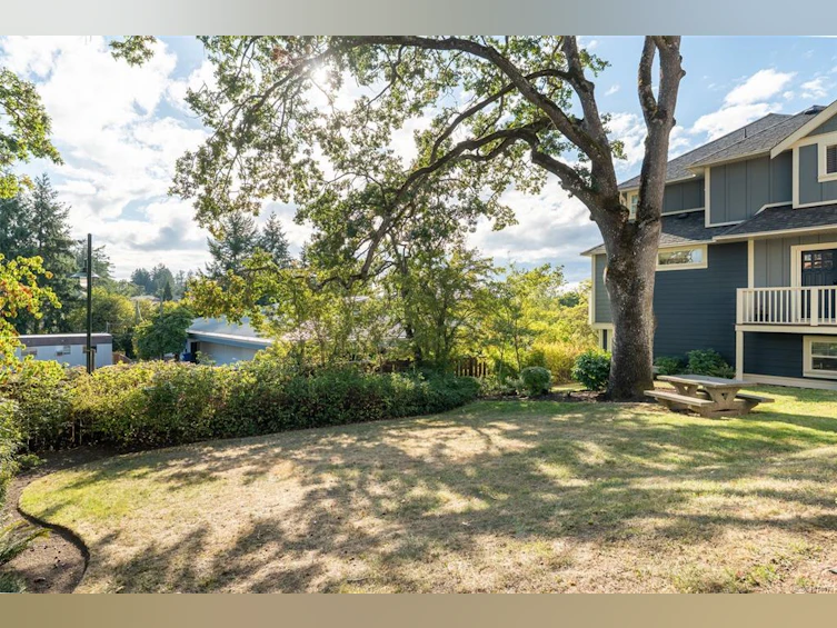 4-4583 Wilkinson Road, Saanich, BC, V8Z 5C3 - 50