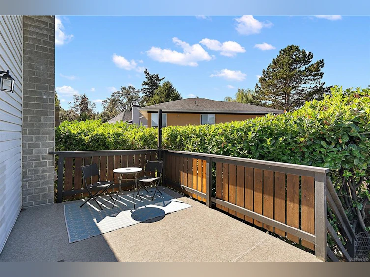1290 Lidgate Court, Saanich, BC, V8Z 7E3 - 33